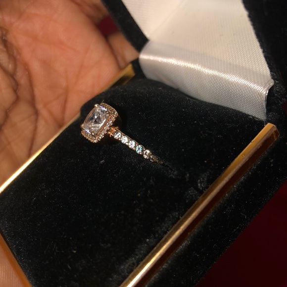 Ring - Picture 3 of 3